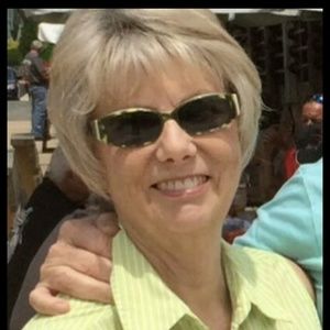 Meet your Posher, Sandi